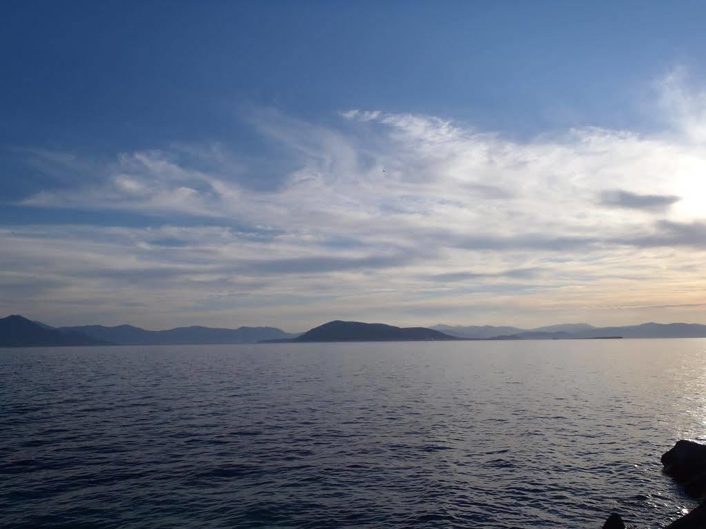 Stefanie Studios Aegina Exterior photo